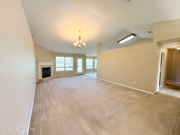 $2,400 | 15677 Moss Hollow Drive, Jacksonville, FL 32218