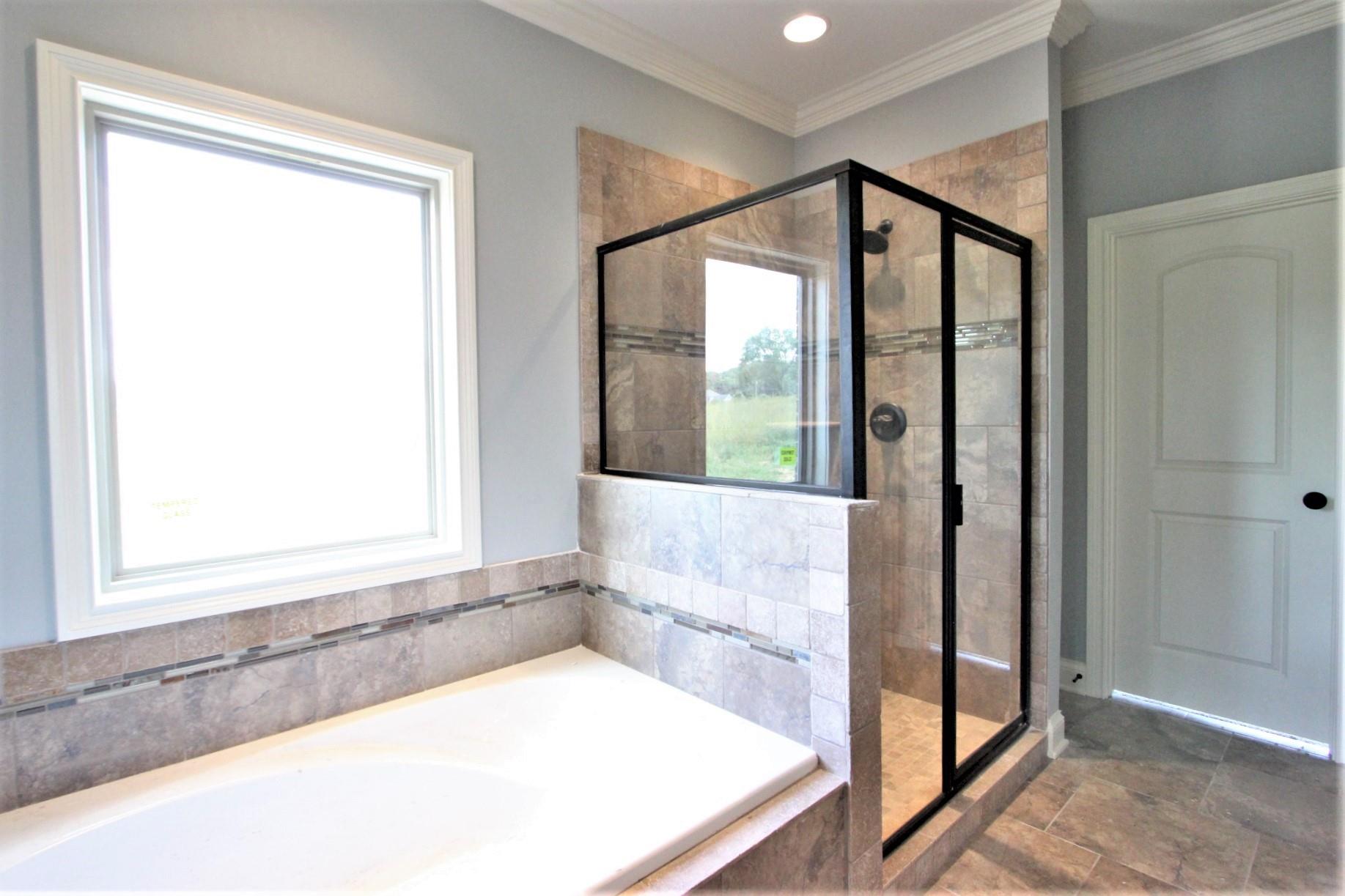 80 Cherokee Dock Road, Unit 13 Lebanon, TN 37087 - Photo 21 of 28 Master Bath With Tile Flooring