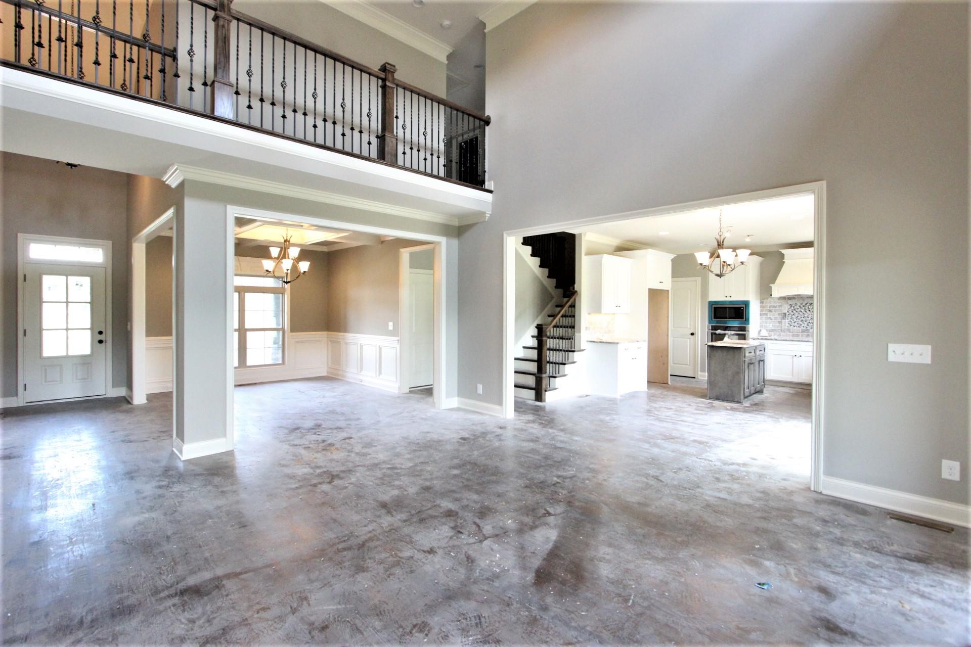 Great Room Open To Kitchen Perfect For Entertaining