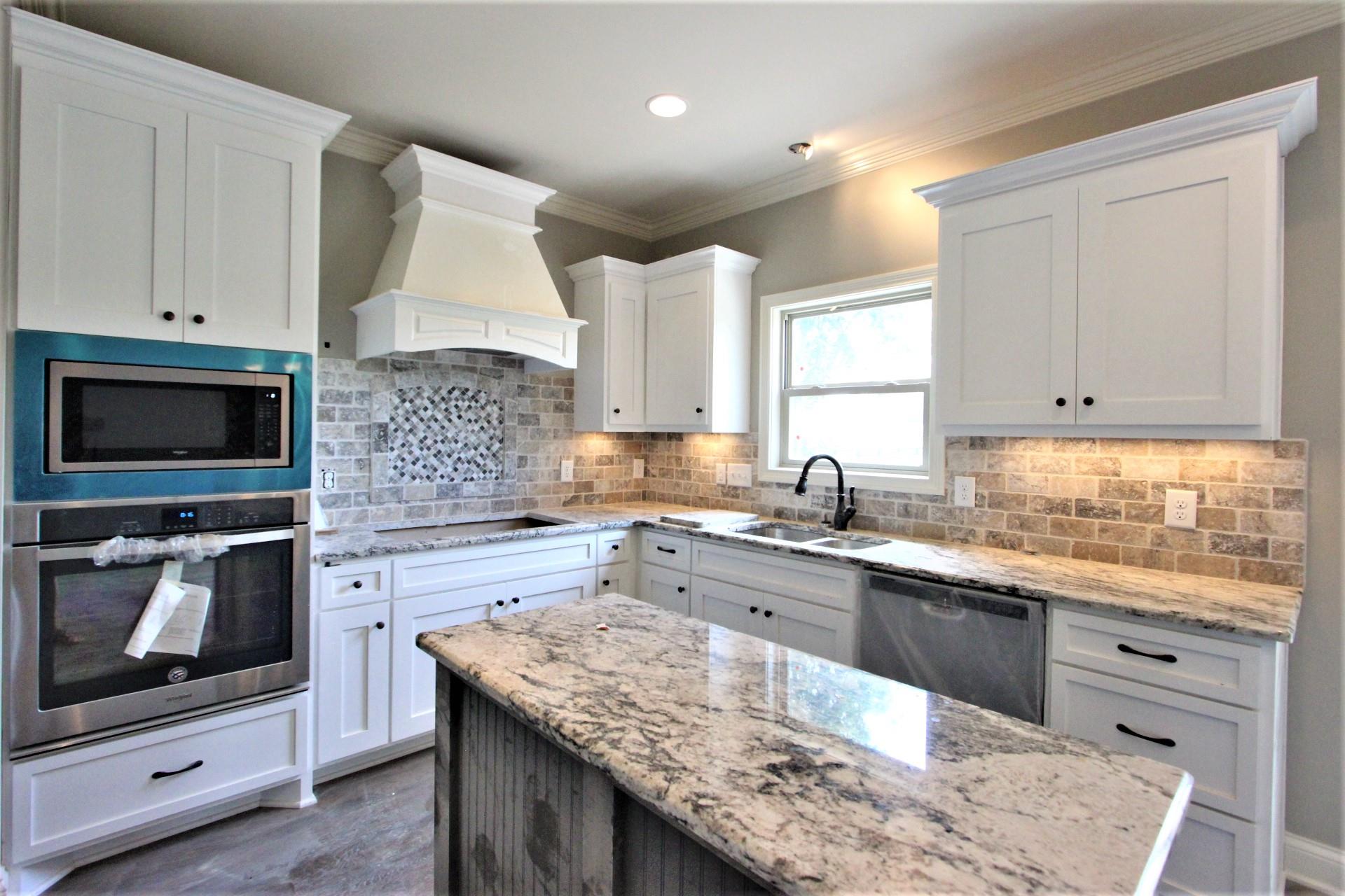 80 Cherokee Dock Road, Unit 13 Lebanon, TN 37087 - Photo 10 of 28 Kitchen With Stainless Appliances Throughout