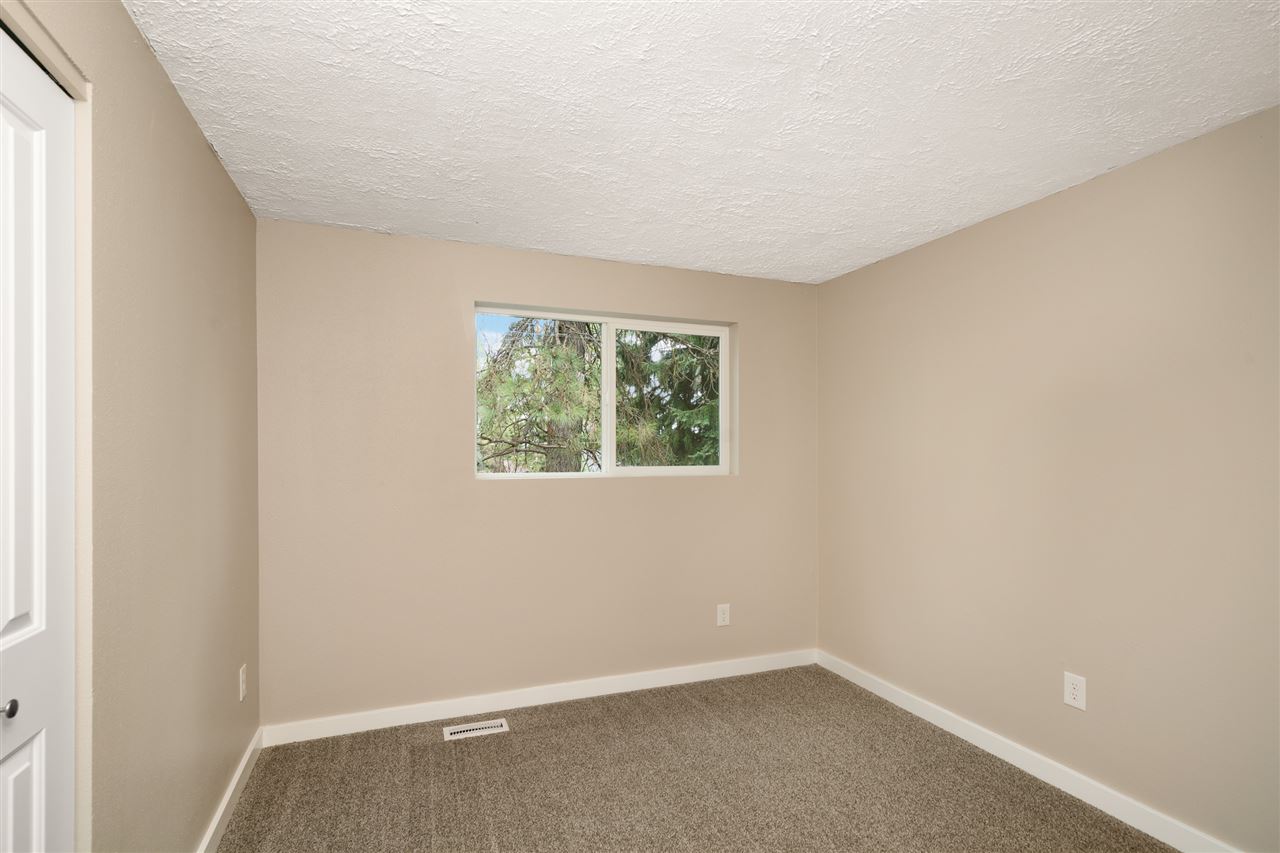 11320 East 44th Place Spokane Valley, WA 99206 - Photo 11 of 18 Gallery Image 11