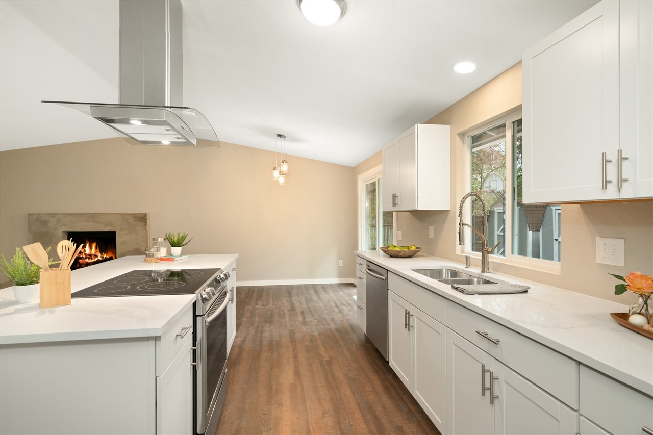 11320 East 44th Place Spokane Valley, WA 99206 - Photo 4 of 18 Gallery Image 4