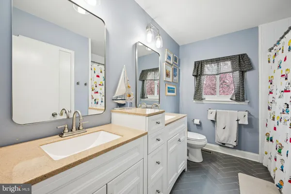 $675,000 | 704 Cornwallis Drive, Mount Laurel, NJ 08054