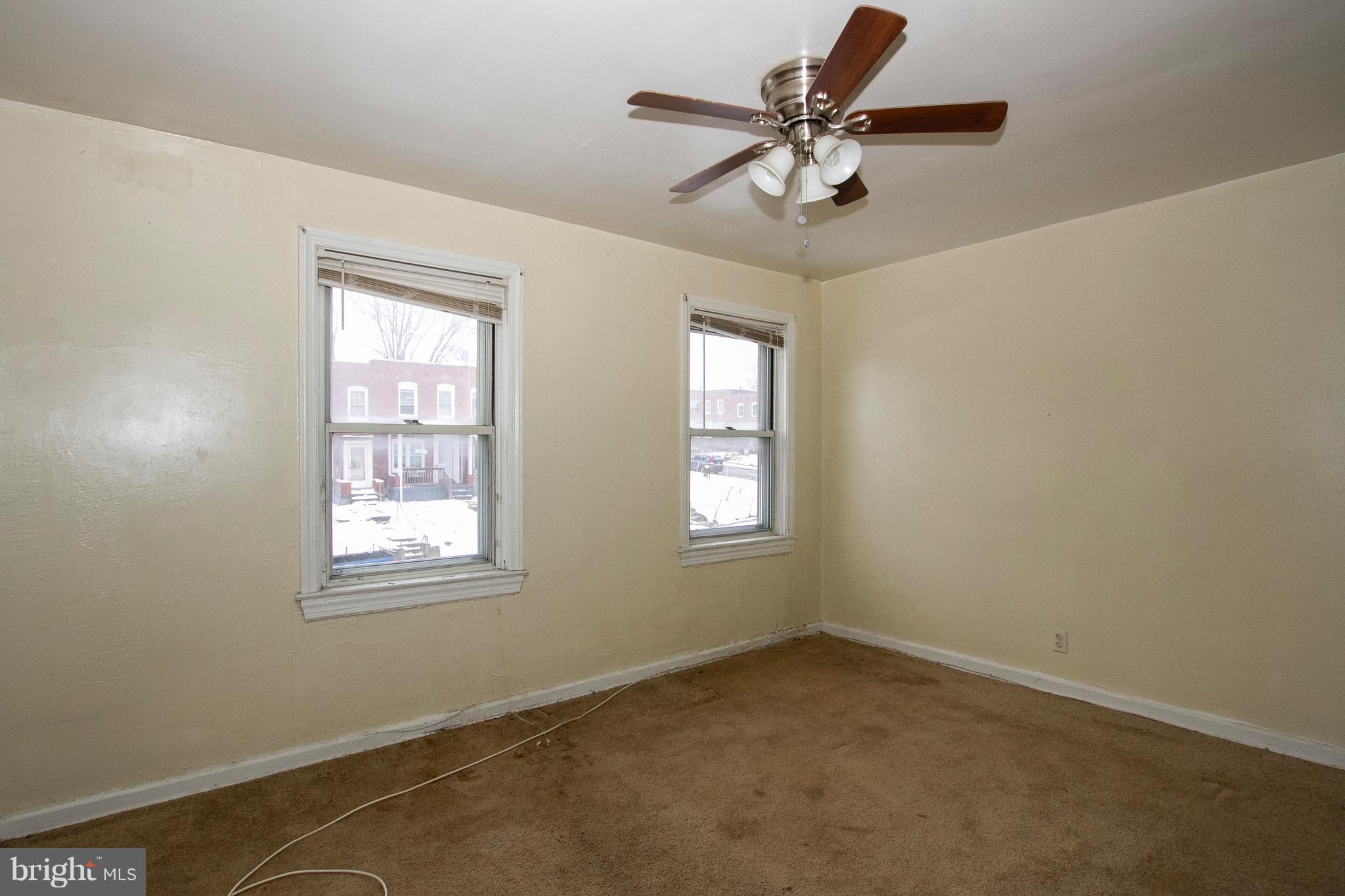 447 Roundview Road Baltimore, MD 21225 - Photo 16 of 21