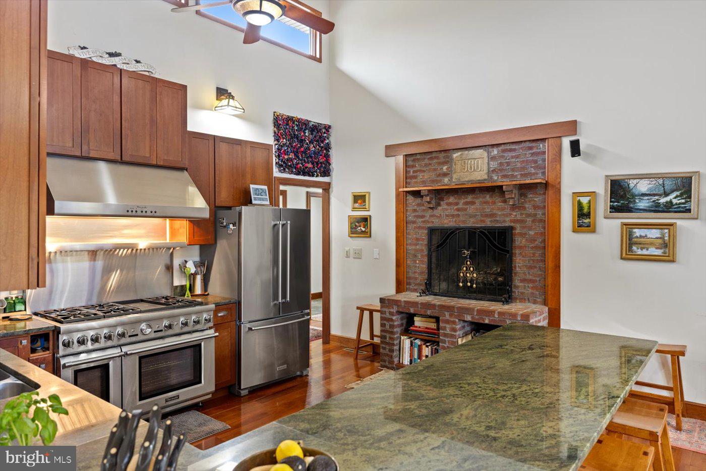 29227 General Rhodes Lane Rhoadesville, VA 22542 - Photo 12 of 129 Kitchen fireplace