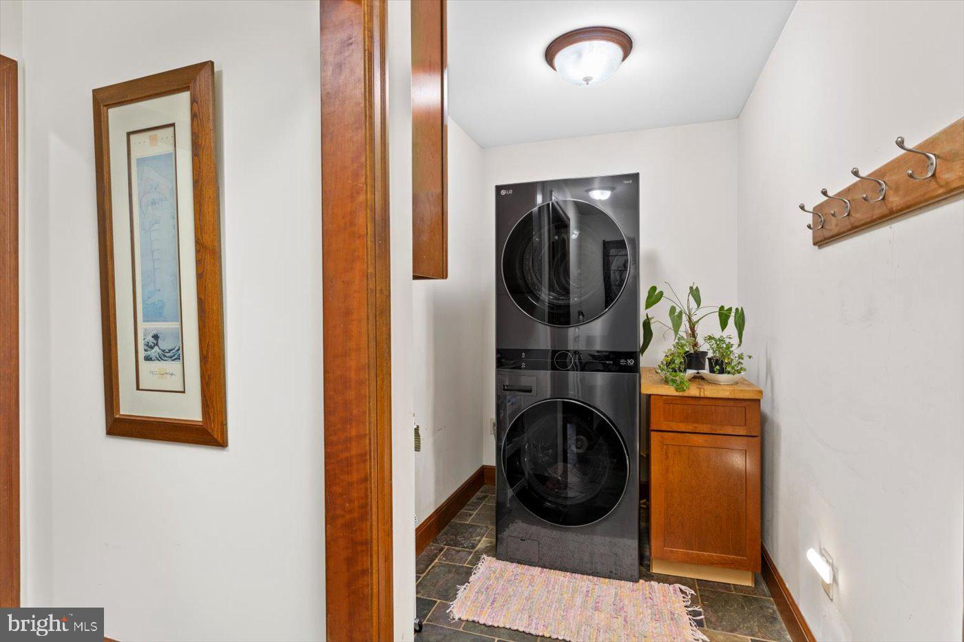 29227 General Rhodes Lane Rhoadesville, VA 22542 - Photo 29 of 129 a utility room with dryer and washer