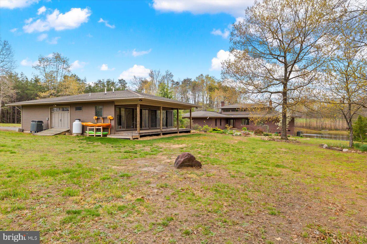 29227 General Rhodes Lane Rhoadesville, VA 22542 - Photo 82 of 129 Studio Apartment/Workshop