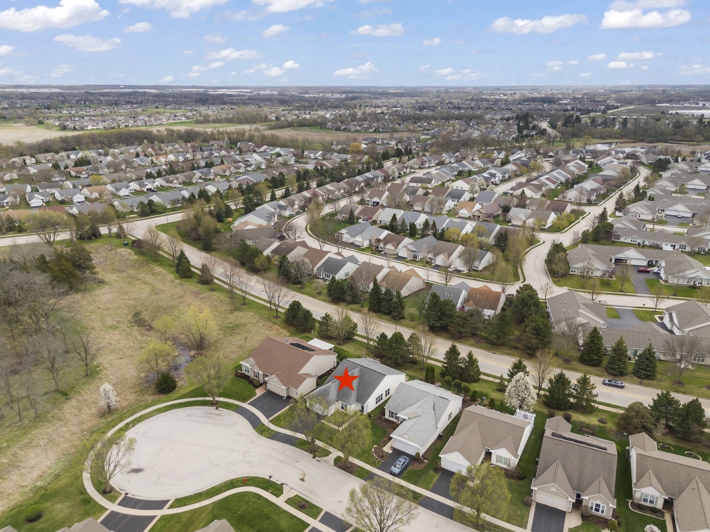14013 Francesca Cove Huntley, IL 60142 - Photo 33 of 60 an aerial view of a city