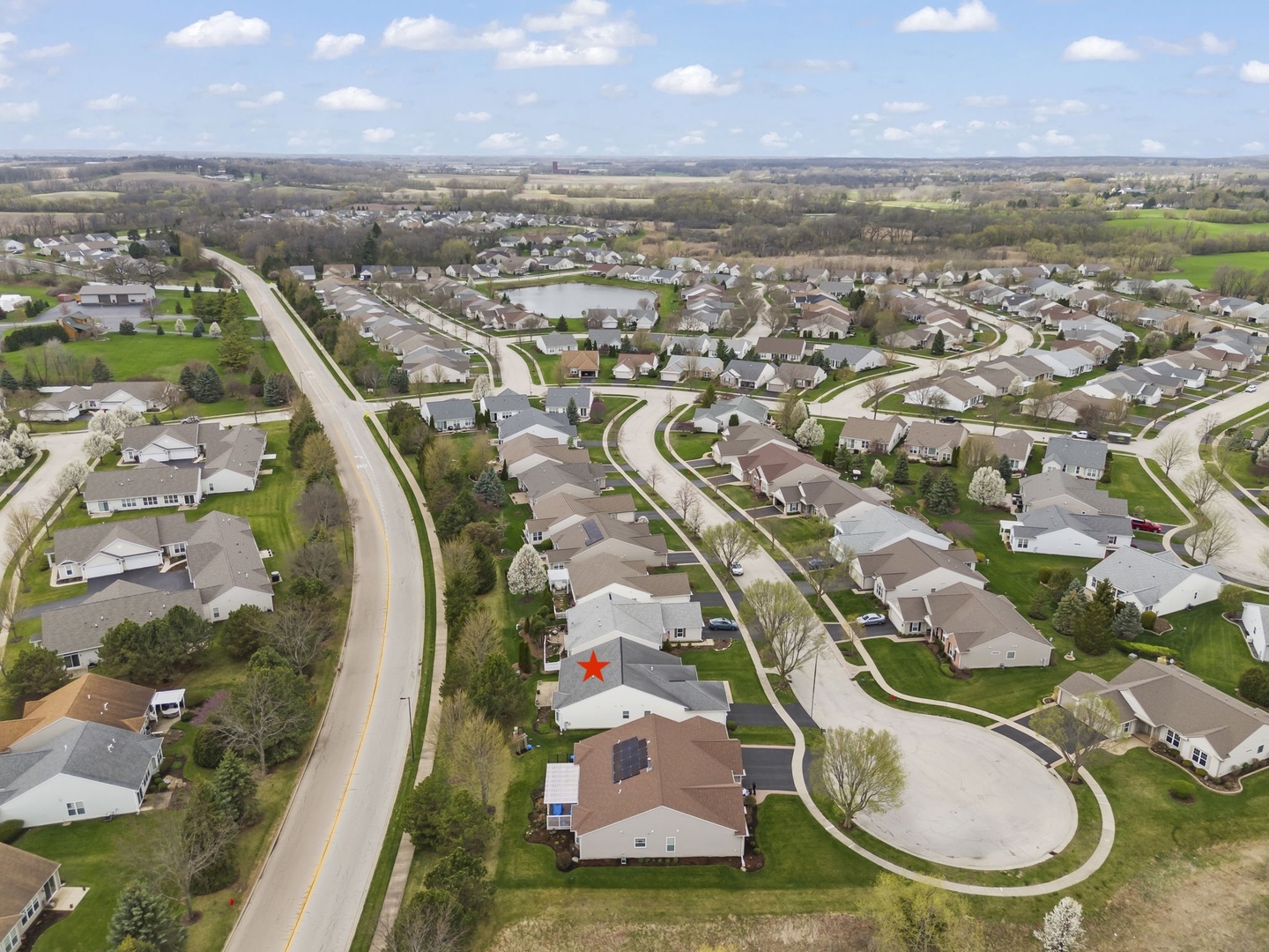 14013 Francesca Cove Huntley, IL 60142 - Photo 38 of 60 an aerial view of a city