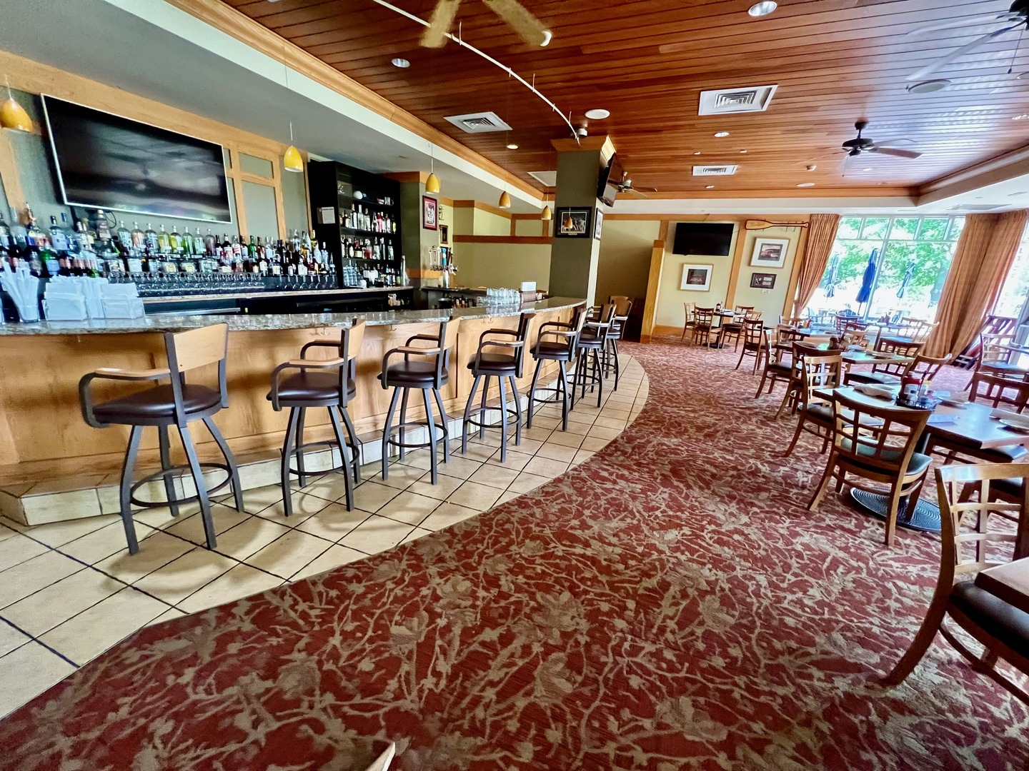 14013 Francesca Cove Huntley, IL 60142 - Photo 50 of 60 a view of a bar restaurant