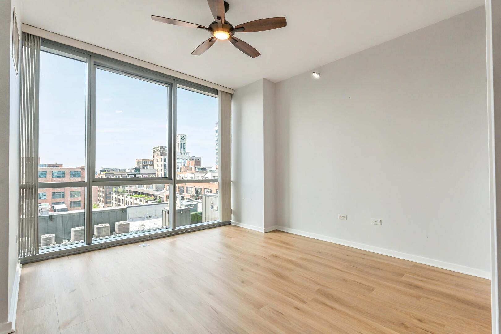 125 South Green Street, Unit 1007A Chicago, IL 60607 - Photo 11 of 16 Gallery Image 11