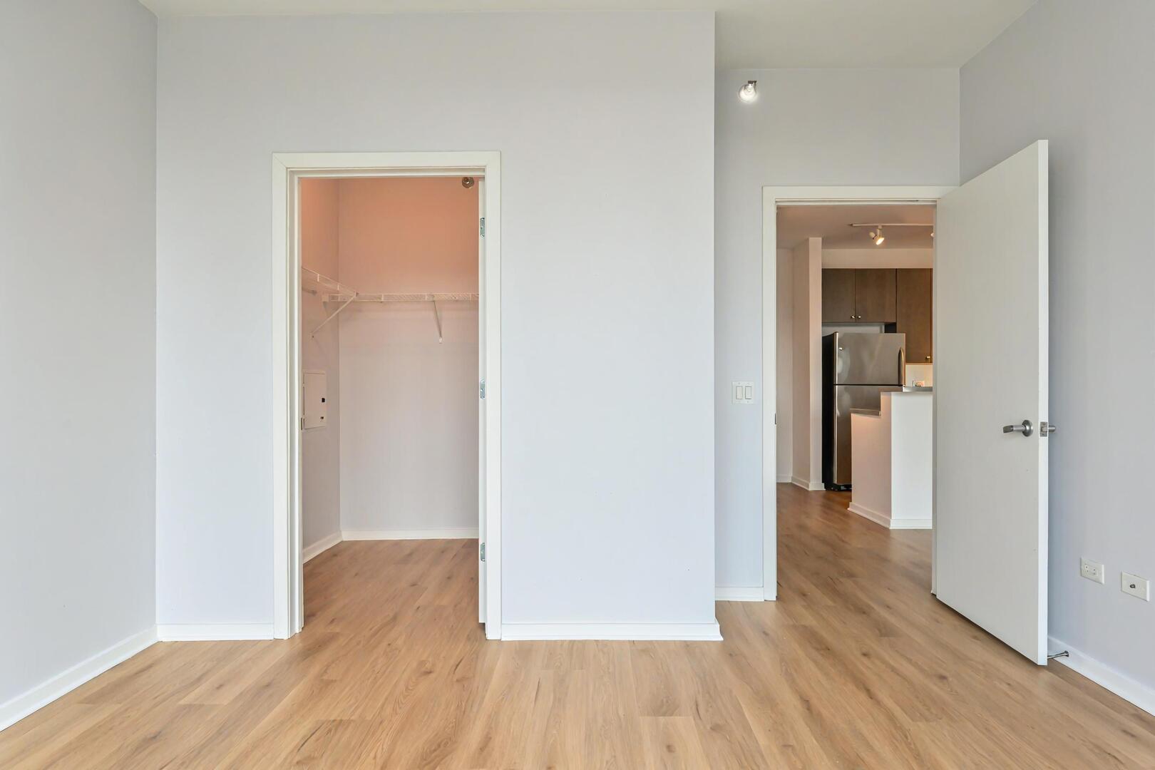 125 South Green Street, Unit 1007A Chicago, IL 60607 - Photo 13 of 16 Gallery Image 13