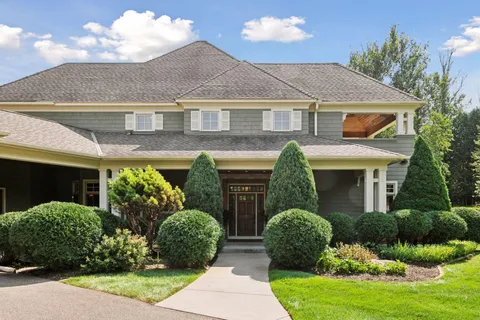 $2,800,000 | 440 Stubbs Bay Road North, Orono, MN 55356