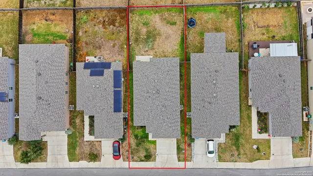 $225,000 | 7118 Azure Waters, Converse, TX 78109