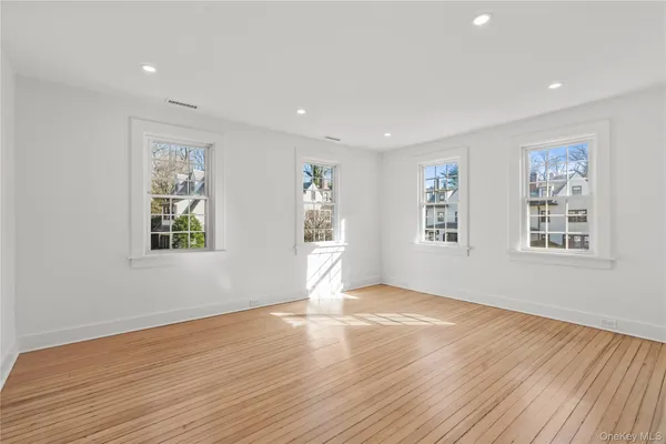 $14,995 | 26 Latimer Lane, Bronxville, NY 10708