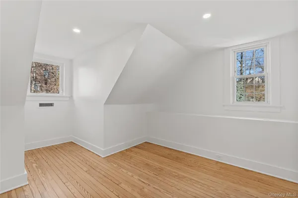 $14,995 | 26 Latimer Lane, Bronxville, NY 10708