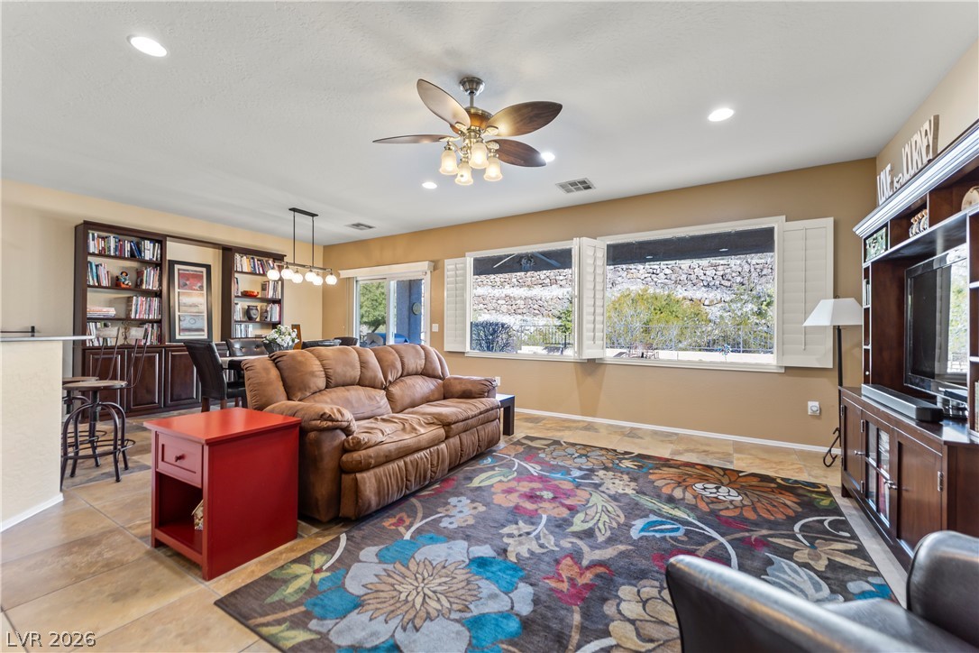 2452 Jada Drive Henderson, NV 89044 - Photo 17 of 52