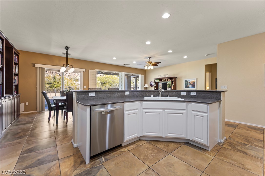 2452 Jada Drive Henderson, NV 89044 - Photo 25 of 52