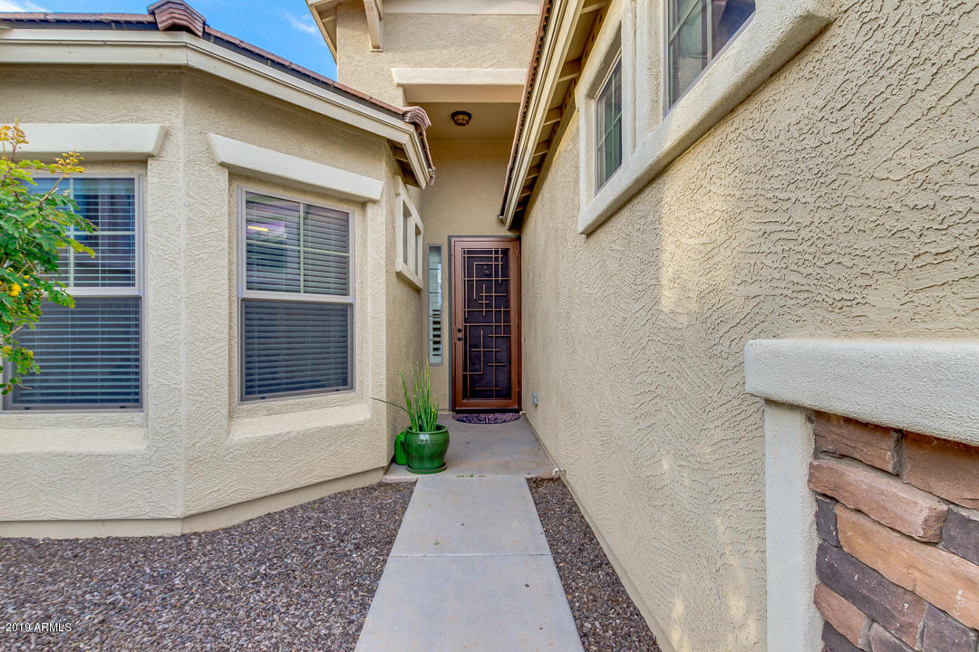 2806 East Trigger Way Gilbert, AZ 85297 - Photo 12 of 96 12-Trigger