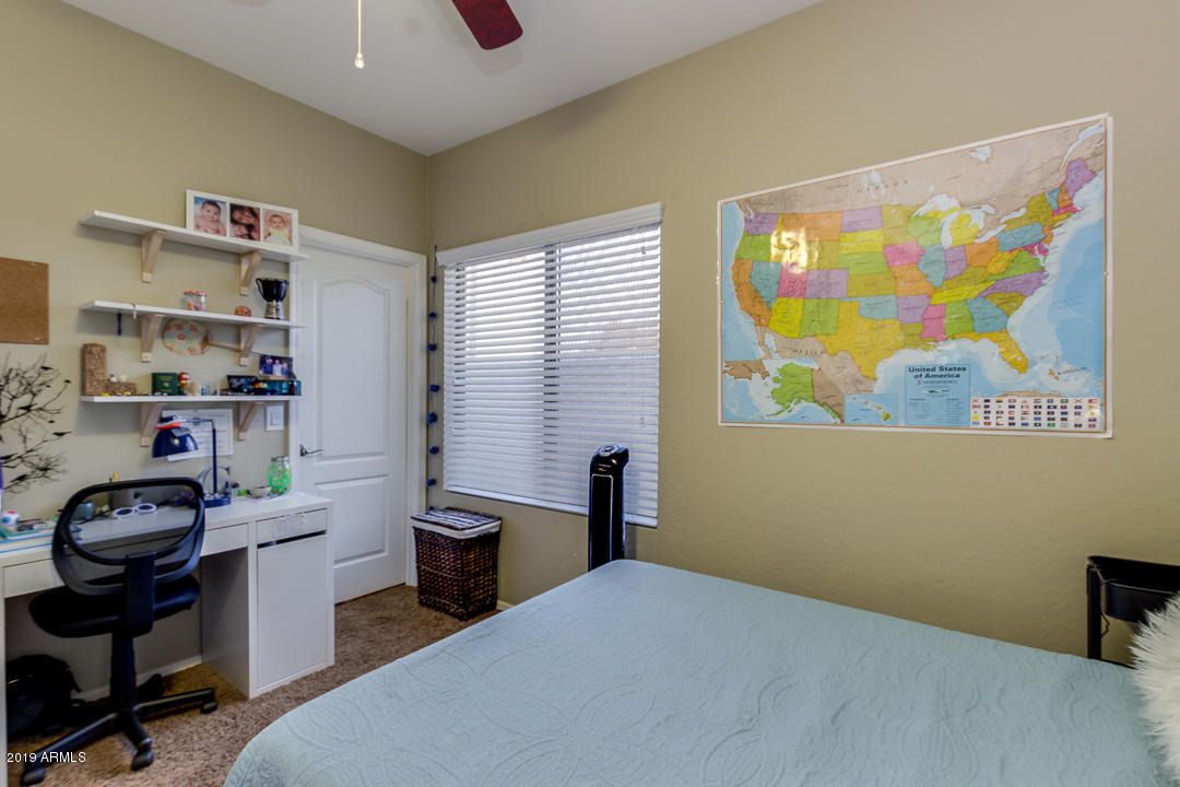 2806 East Trigger Way Gilbert, AZ 85297 - Photo 37 of 96 38-Trigger