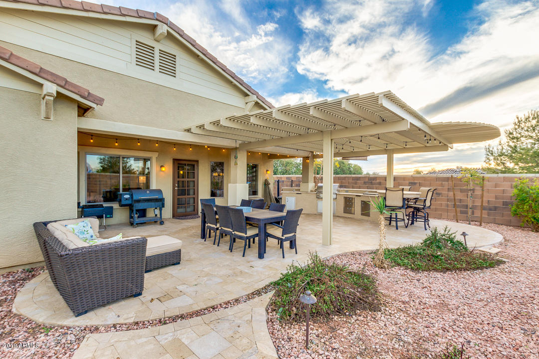 2806 East Trigger Way Gilbert, AZ 85297 - Photo 52 of 96 56-Trigger