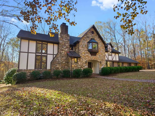 $1,200,000 | 100 Kirkwood Place, Spartanburg, SC 29306