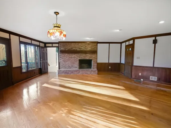 $1,095,000 | 100 Kirkwood Place, Spartanburg, SC 29306