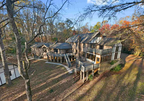 $1,095,000 | 100 Kirkwood Place, Spartanburg, SC 29306
