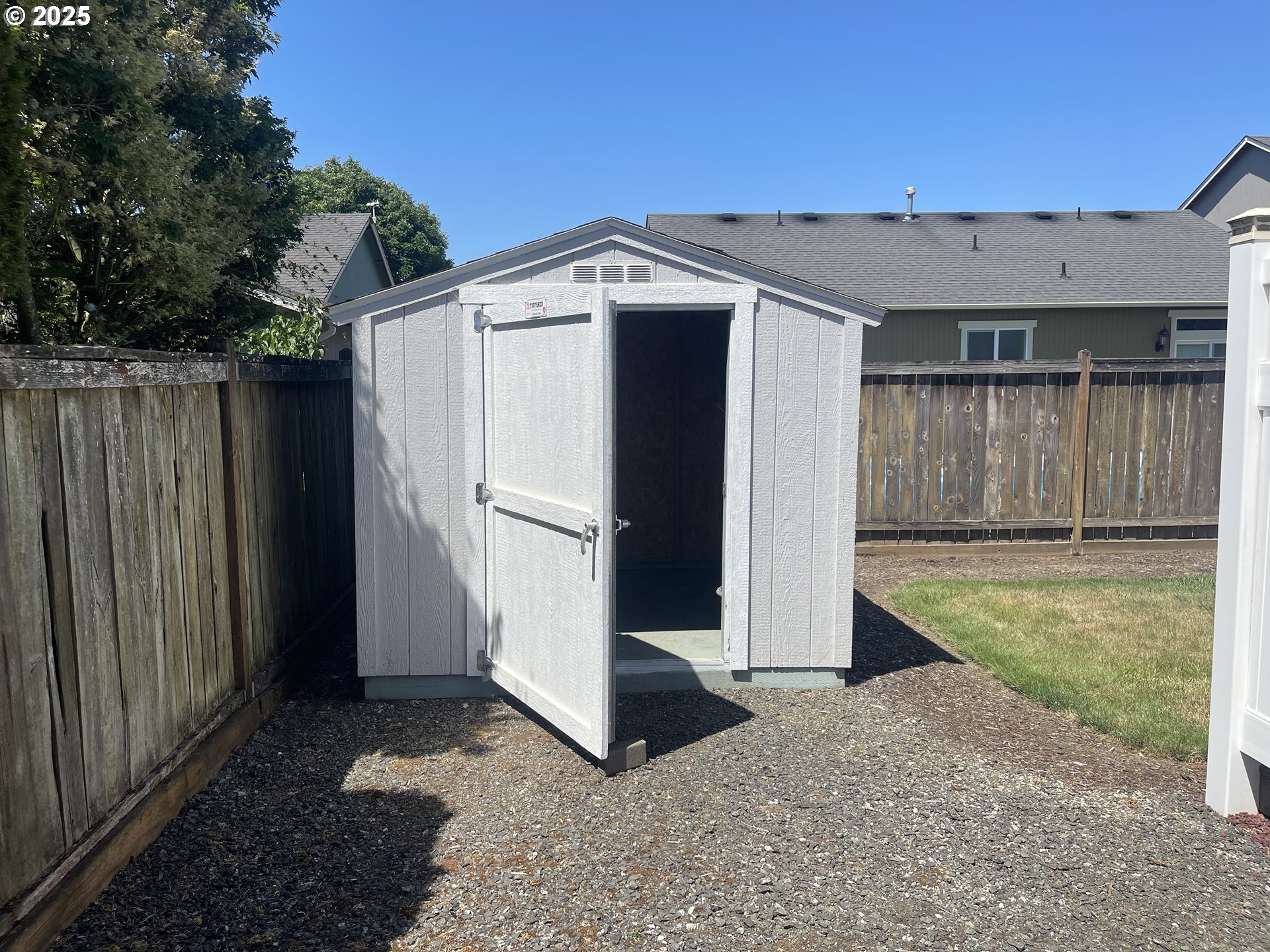 1238 Colton Way Eugene, OR 97402 - Photo 19 of 21 Gallery Image 19