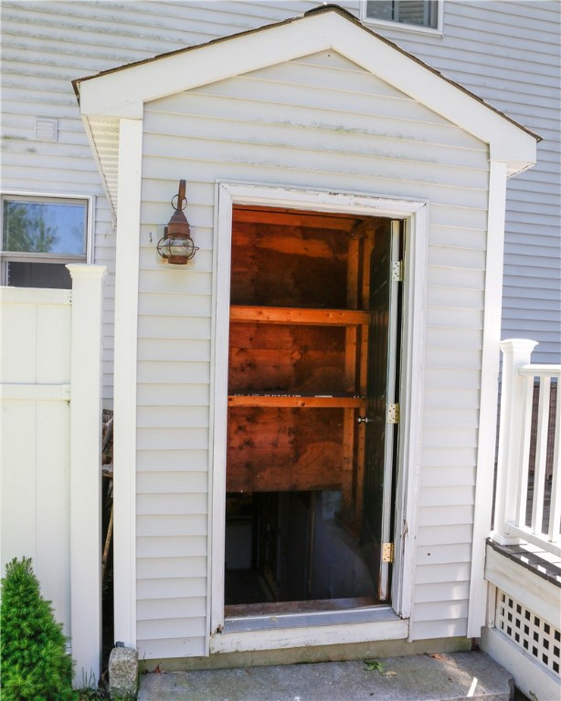 75 Conanicus Road Narragansett, RI 02882 - Photo 27 of 28