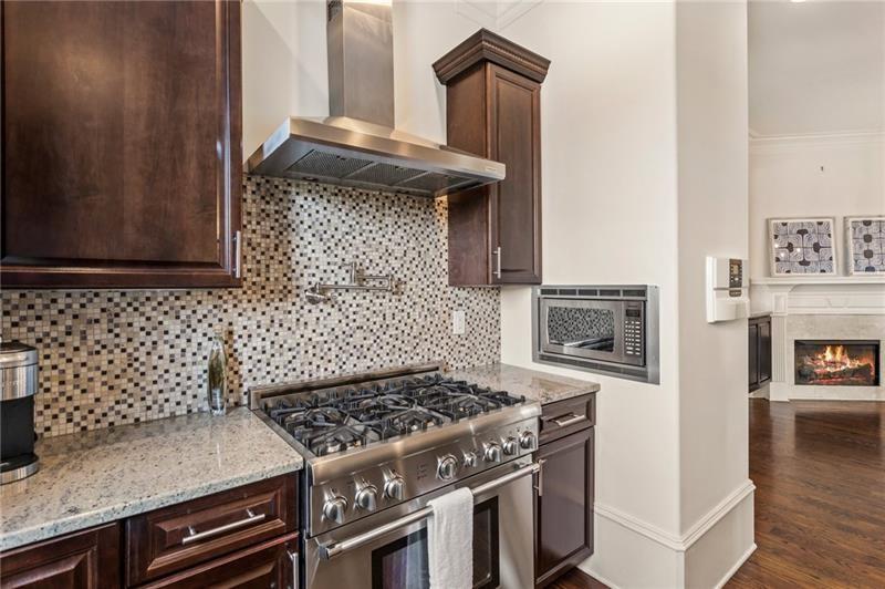 629 Boulevard Northeast Atlanta, GA 30308 - Photo 1 of 74