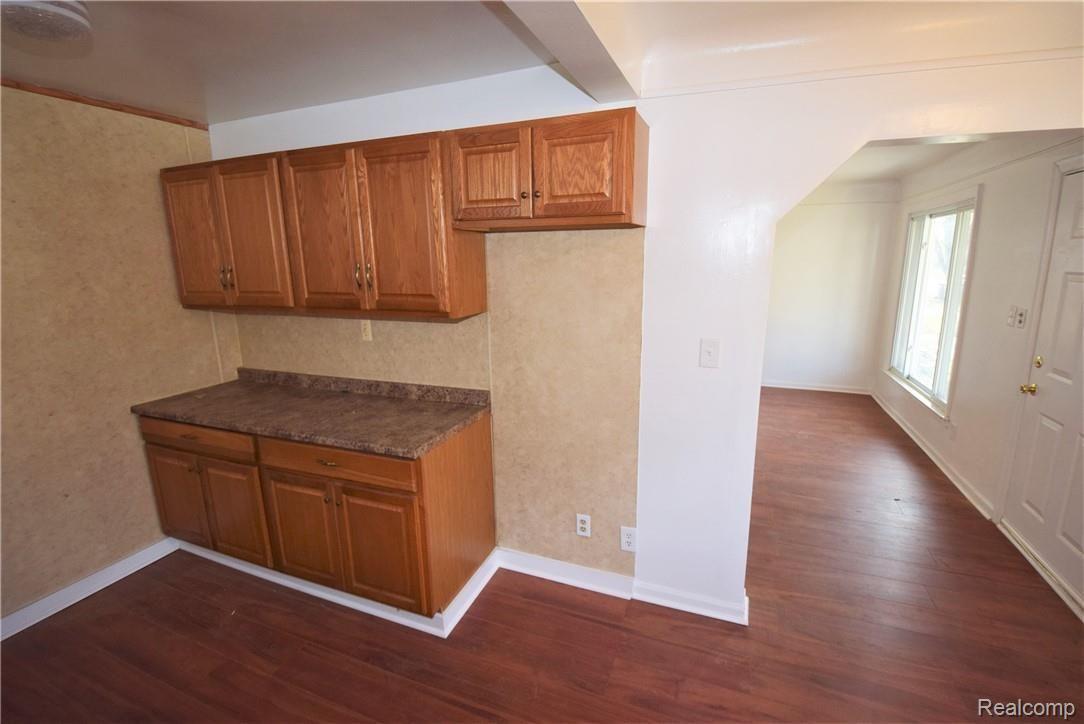 More cupboards and prep space in the kitchen