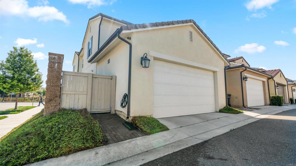 21578 Saddle Bred Lane Escondido, CA 92029 - Photo 41 of 49 a view of a back yard of the house