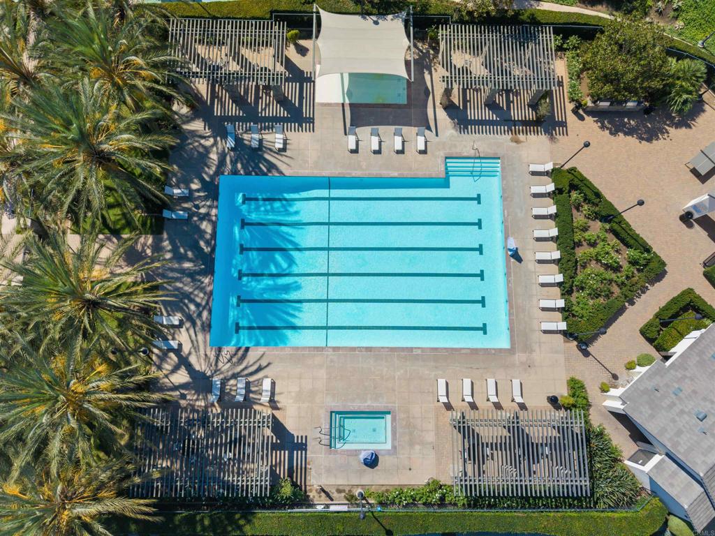 21578 Saddle Bred Lane Escondido, CA 92029 - Photo 44 of 49 a sign on the side of a building