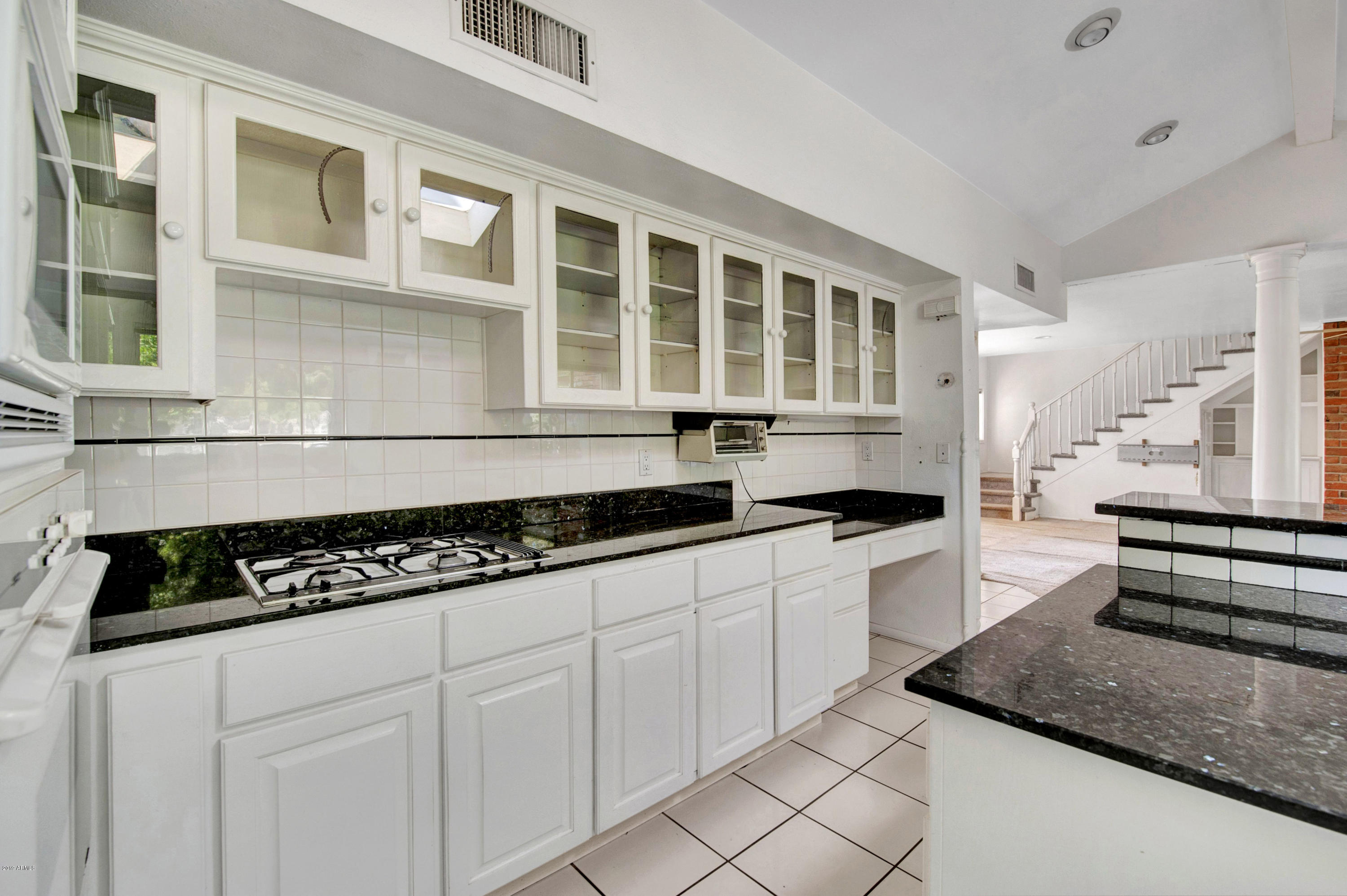 9 East Lamar Road Phoenix, AZ 85012 - Photo 8 of 35 _DSC6550_
