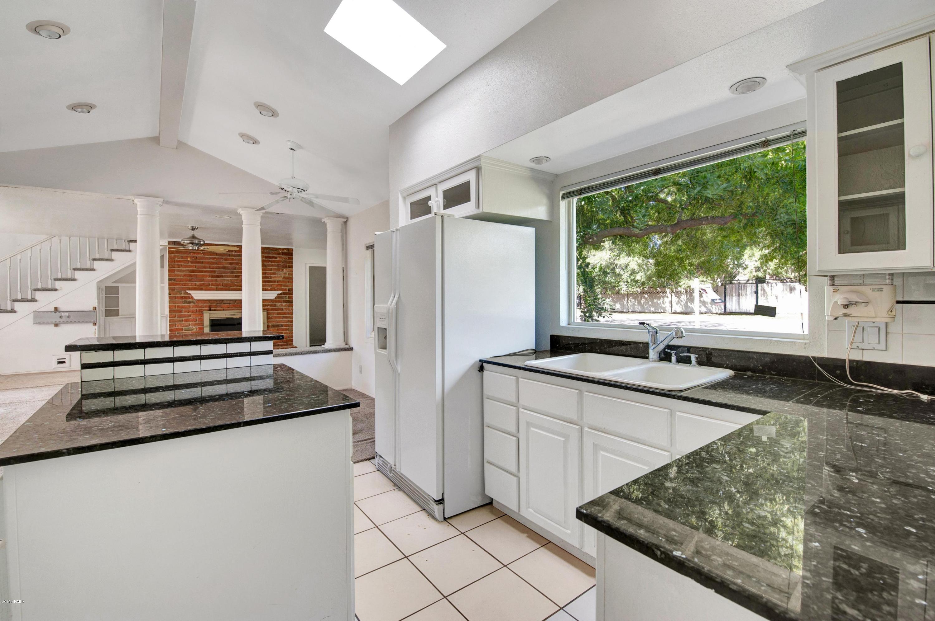 9 East Lamar Road Phoenix, AZ 85012 - Photo 9 of 35 _DSC6545_