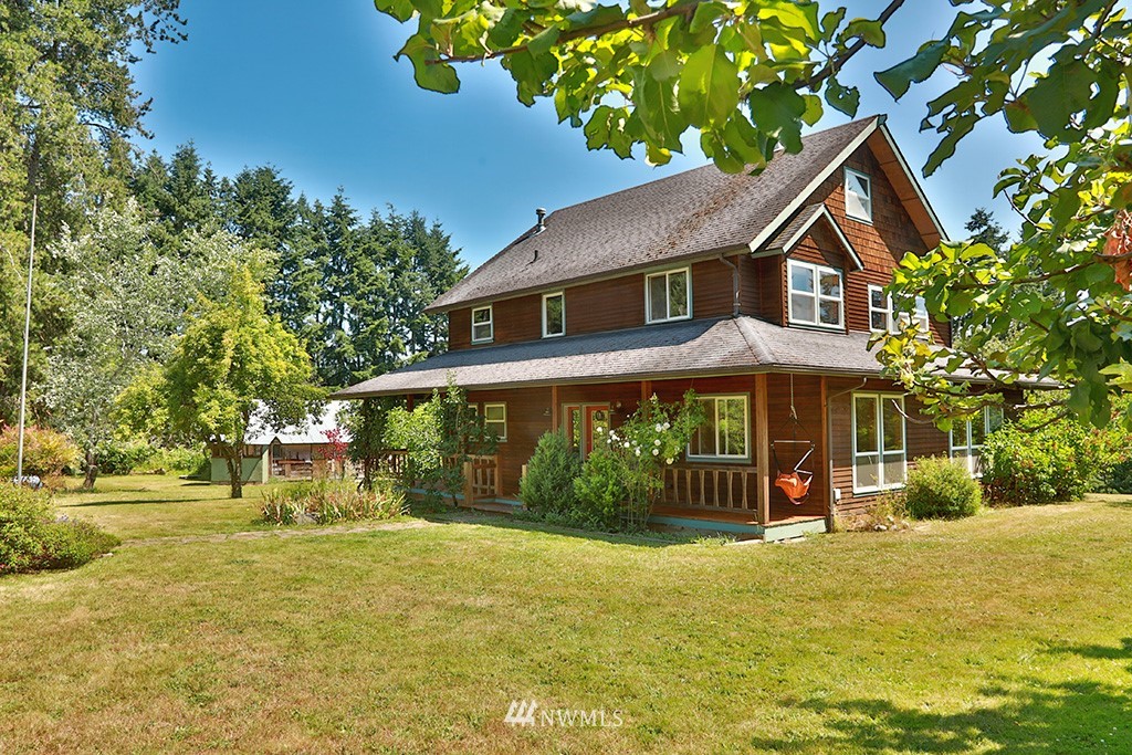 7326 Heggeness Road Clinton, WA 98236 - Photo 1 of 25 Gallery Image 1