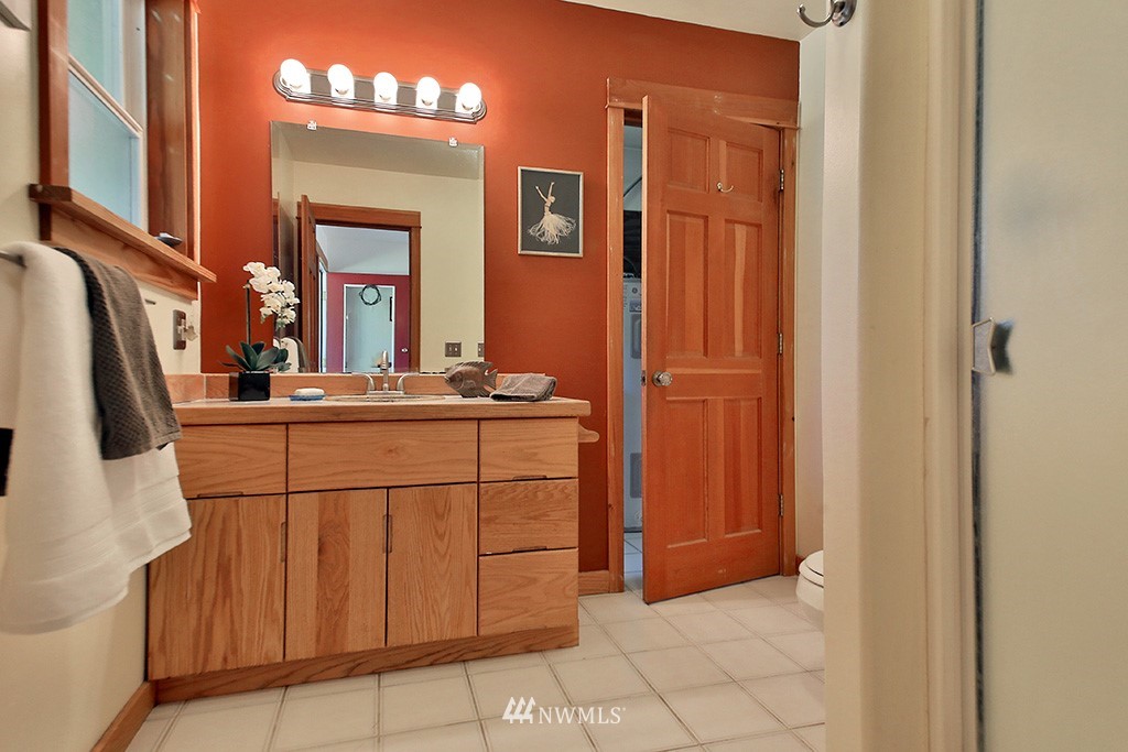 7326 Heggeness Road Clinton, WA 98236 - Photo 14 of 25 Gallery Image 14