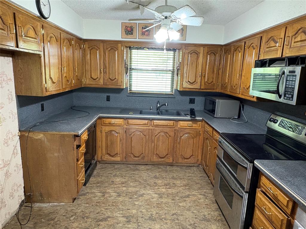 9690 Dripping Spring Road Denison, TX 75021 - Photo 10 of 15