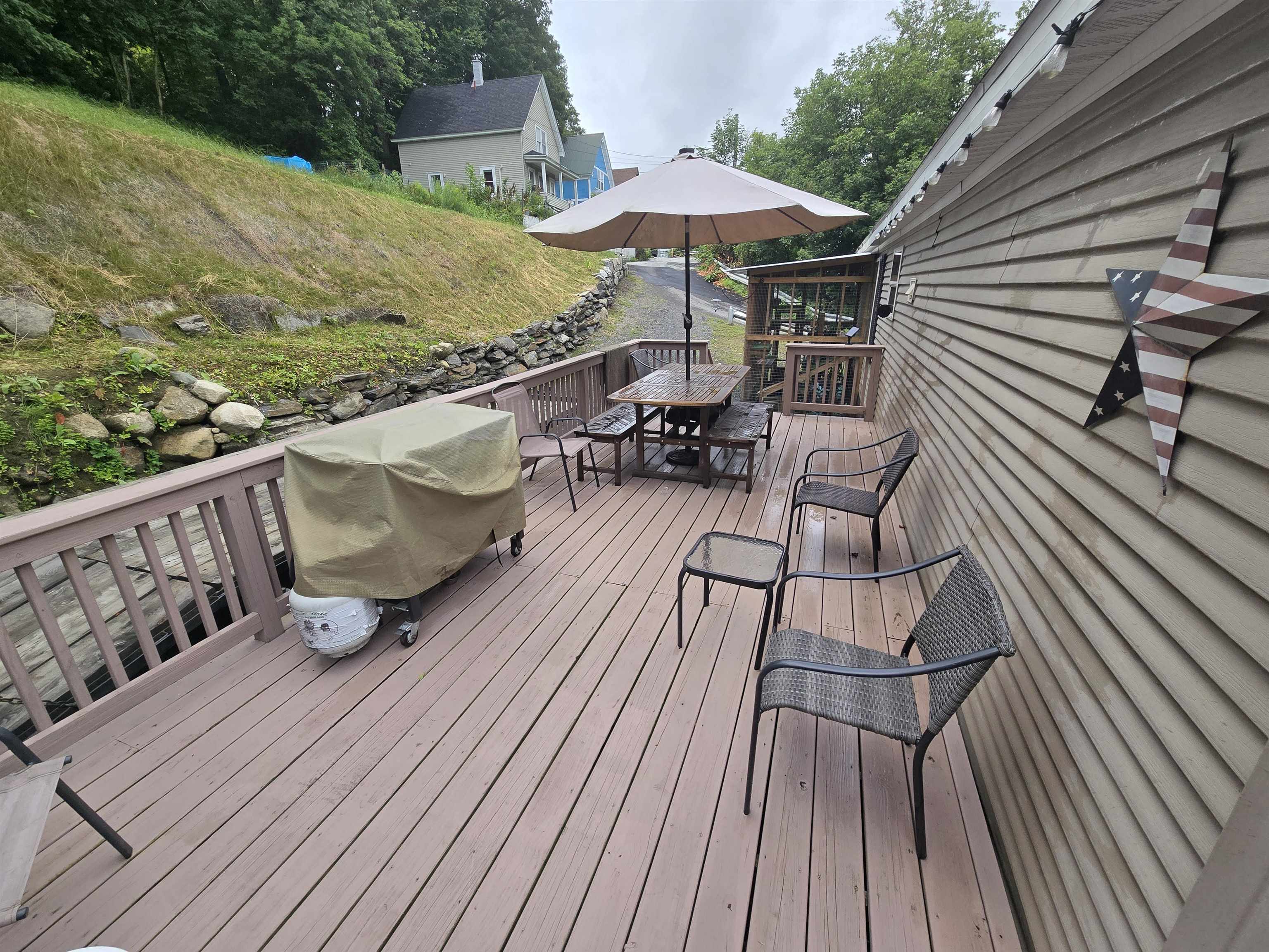 41 Brooklyn Street Barre, VT 05641 - Photo 14 of 42