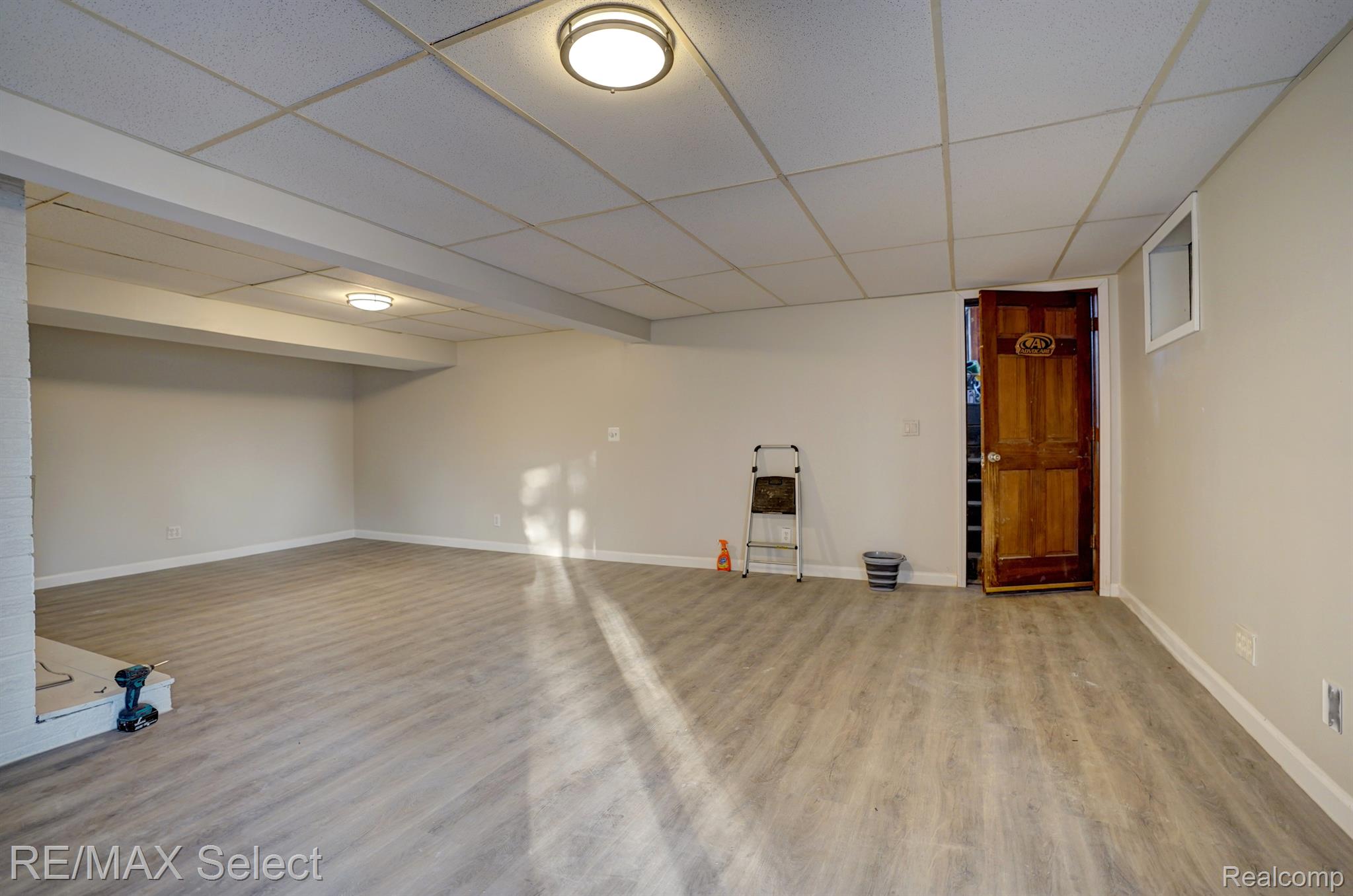 6296 East Carpenter Road Flint, MI 48506 - Photo 17 of 22 Gallery Image 17
