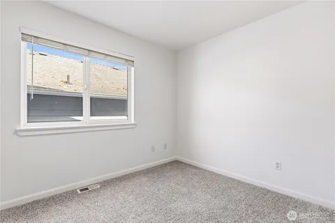 $630,000 | 912 25th Avenue Southwest, Puyallup, WA 98373