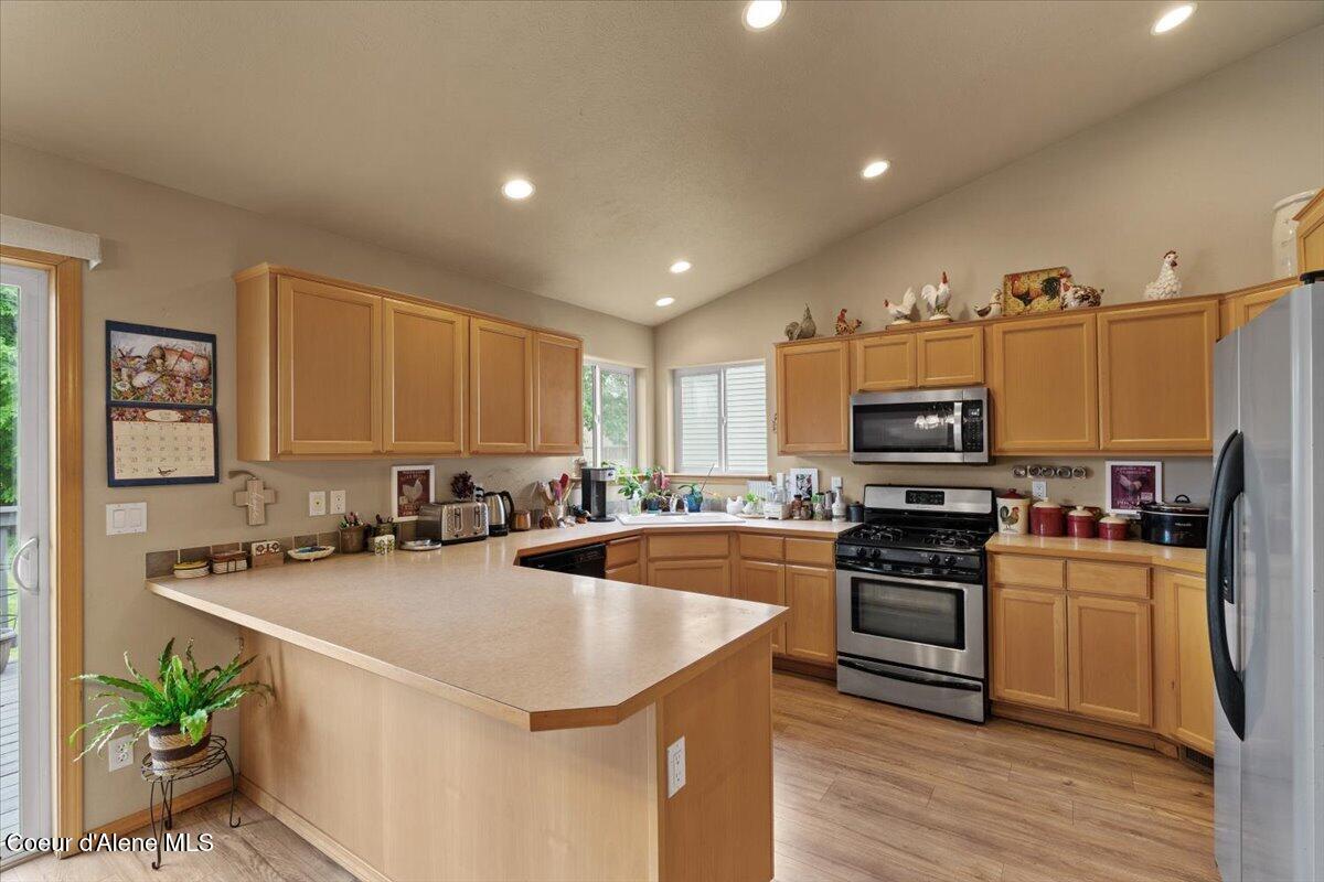 3660 West Manning Loop Coeur D'Alene, ID 83815 - Photo 8 of 32 15-3660 W Manning Loop_RedHogMedia