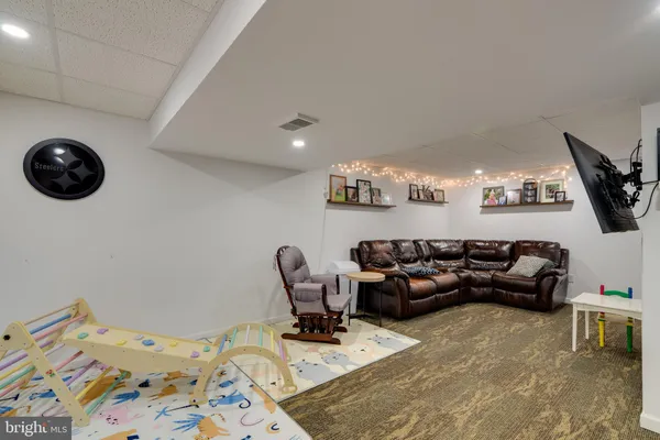 $275,000 | 450 Daisy Lane, Lancaster, PA 17602