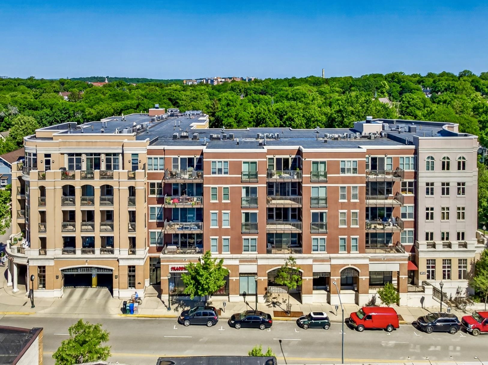 1802 Monroe Street, Unit 40102 Madison, WI 53711 - Photo 3 of 62
