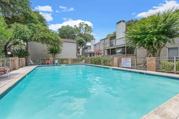 $93,000 | 9707 Richmond Avenue, Unit 53, Houston, TX 77063