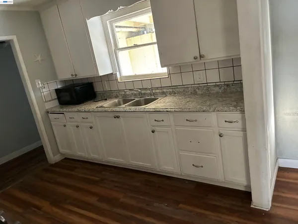 $335,000 | 1614 Mono Drive, Modesto, CA 95354