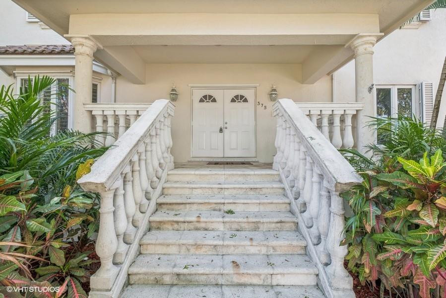 375 Ridgewood Road Key Biscayne, FL 33149 - Photo 5 of 77 Photo 5