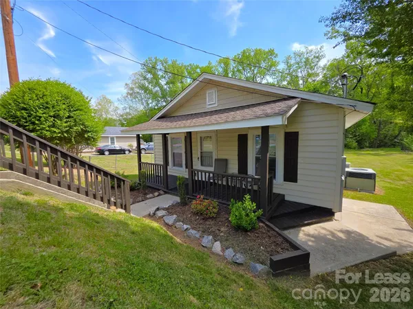 $1,395 | 337 Fox Street Southwest, Concord, NC 28025