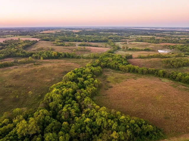 $1,396,500 | 0 460 Road, Parnell, MO 64475